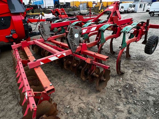 Déchaumeur à dents Kverneland CLC EVO