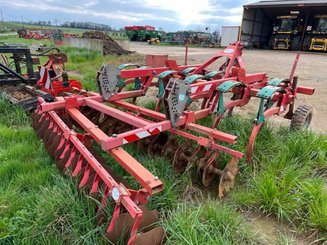 Déchaumeur à dents Kverneland CLC EVO - 2