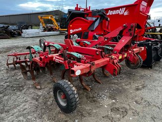 Déchaumeur à dents Kverneland CLC EVO - 3