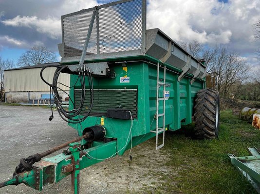 Épandeur à fumier Samson SP15